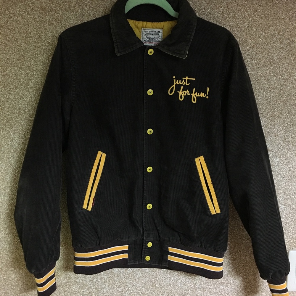 Levi’s bomber